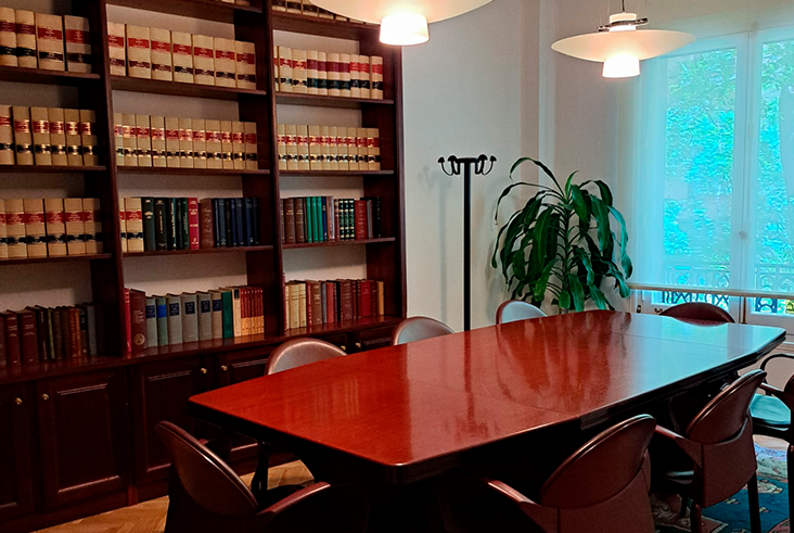 Sala de reuniones en Albazahara Consultores